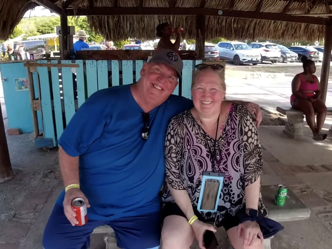 Gästepaar während einer Tour auf Curaçao