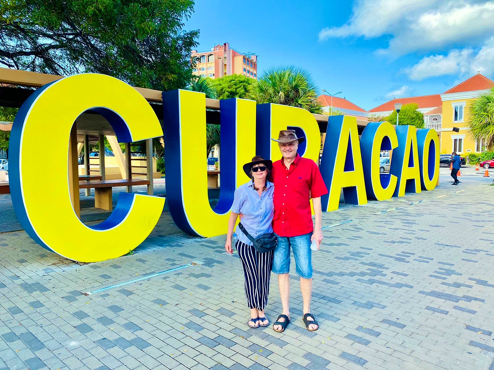 Gäste von Next Level Travel während einer Inseltour auf Curaçao